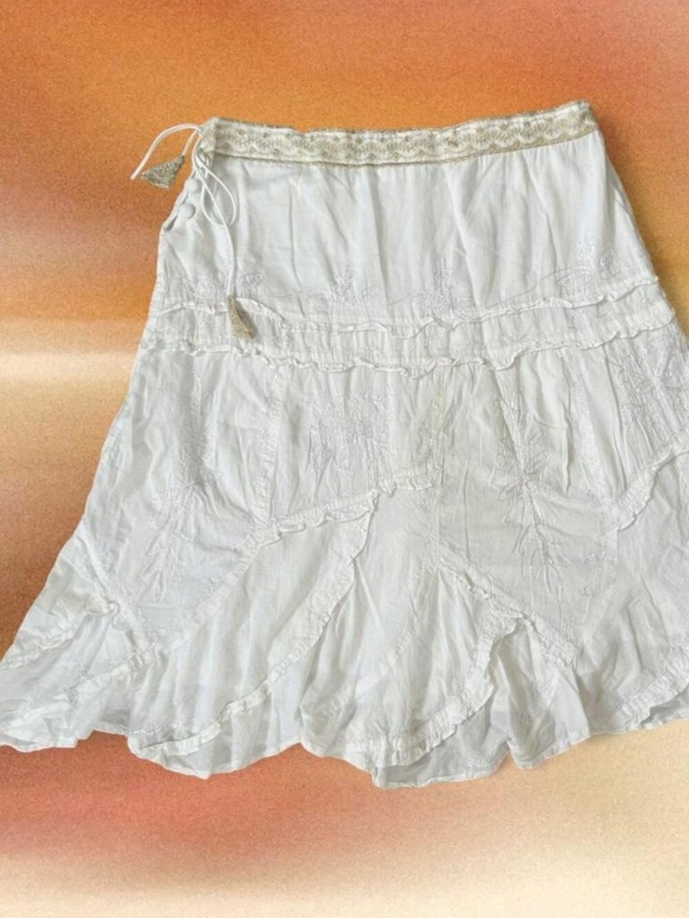 Vintage Y2K euro summer white midi skirt ⭐️ rare embroidered gold trim boho